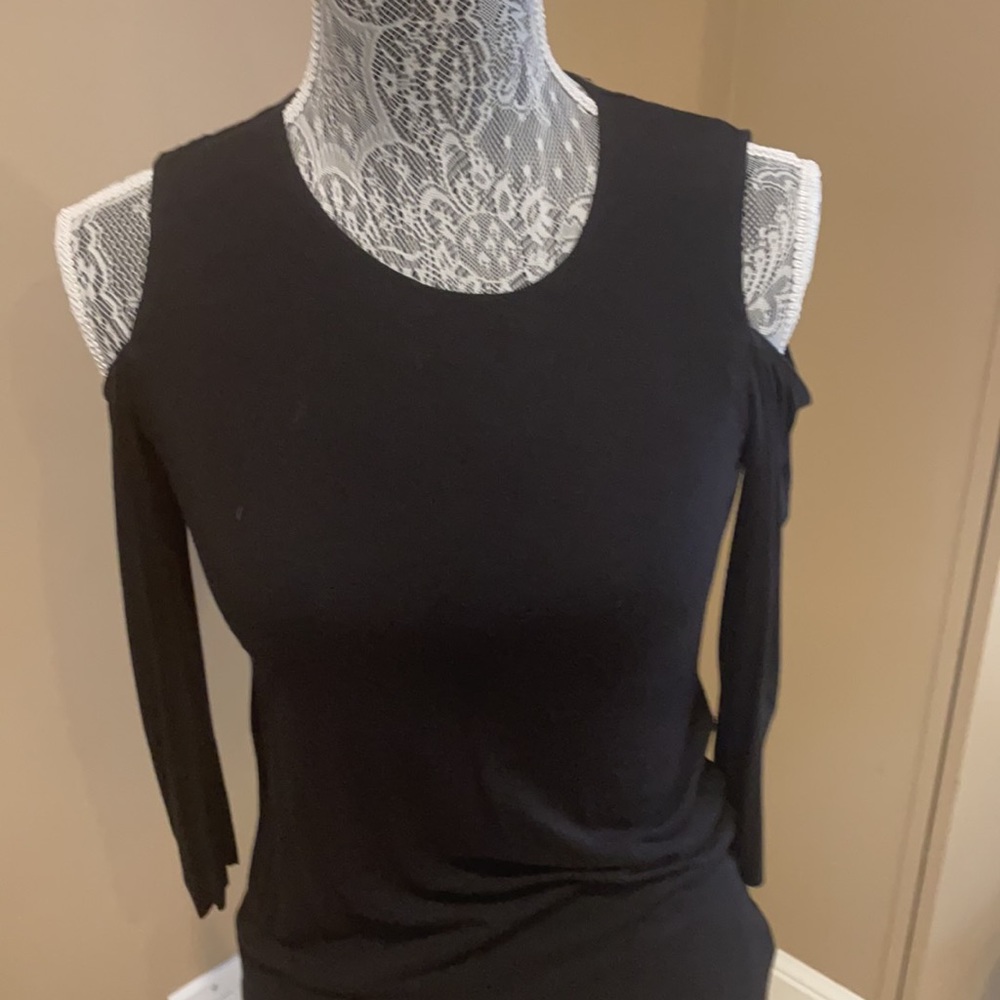 Bailey44 Deneuve Cold Shoulder Top - image 5